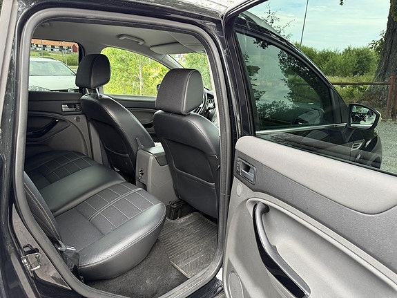Ford Kuga 19 of 21