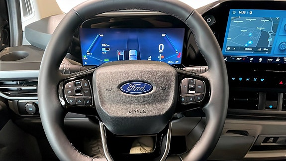Ford E-Custom 11 of 12