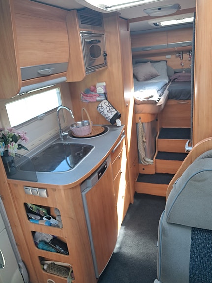 Adria Coral S 660 SL 9 of 16
