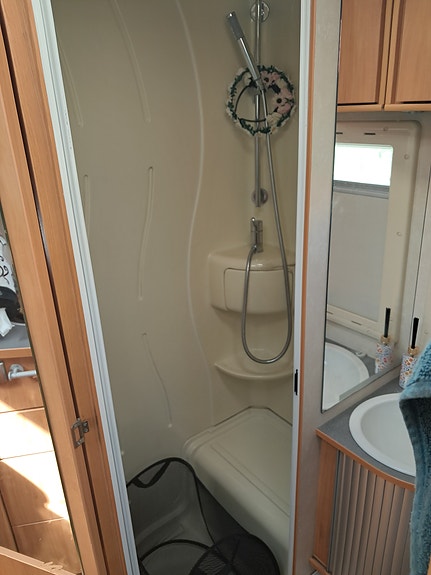 Adria Coral S 660 SL 14 of 16