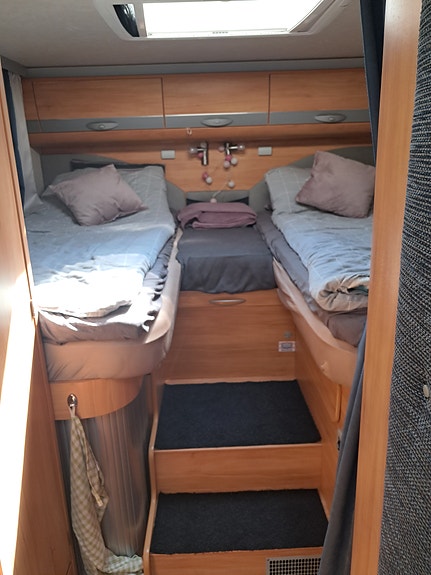 Adria Coral S 660 SL 10 of 16