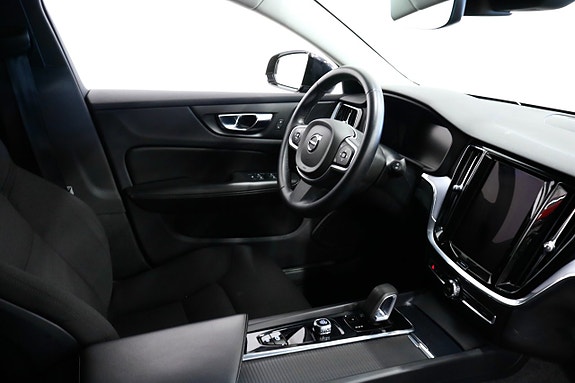 Volvo V60 7 of 17