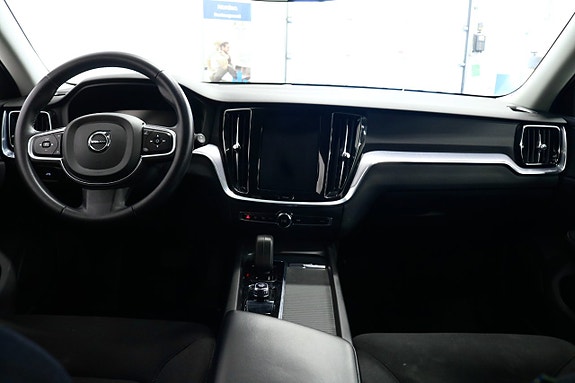 Volvo V60 9 of 17