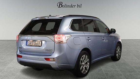 Mitsubishi Outlander 4 of 29
