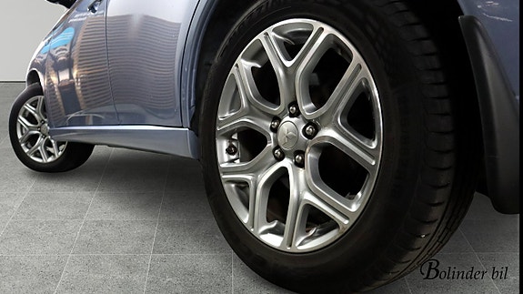 Mitsubishi Outlander 7 of 29
