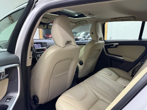 Volvo V60 15 of 20