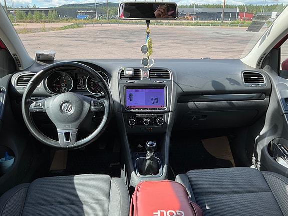 Volkswagen Golf VI 3 of 12