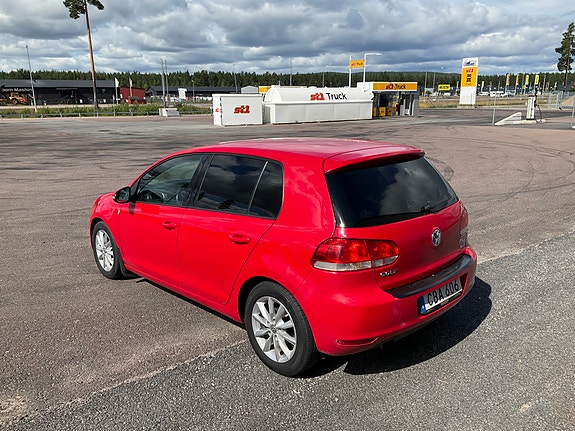Volkswagen Golf VI 7 of 12
