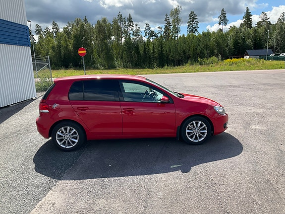 Volkswagen Golf VI 2 of 12