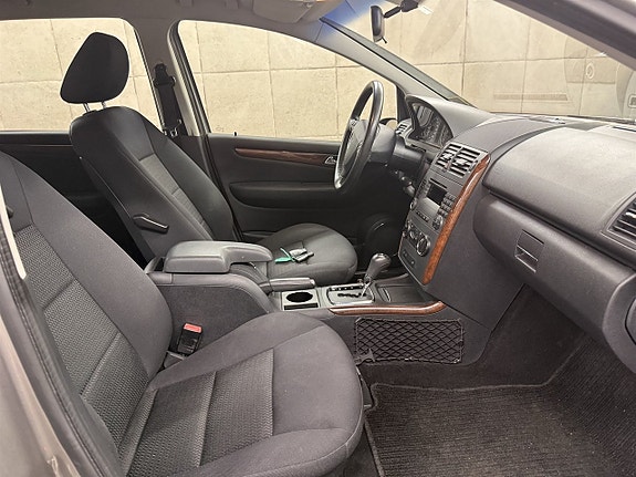 Mercedes-Benz A150 14 of 18