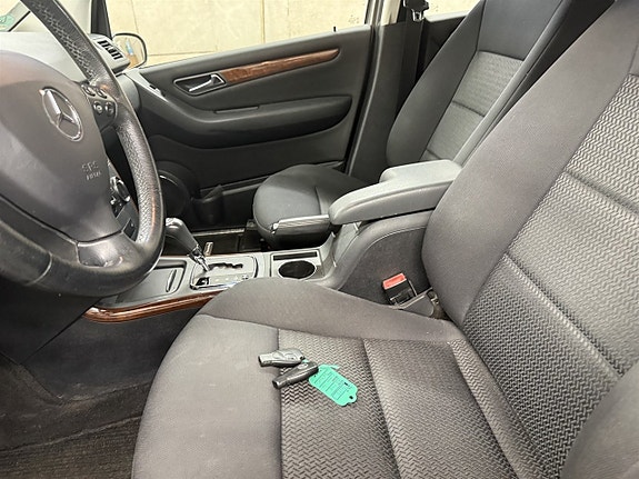 Mercedes-Benz A150 9 of 18