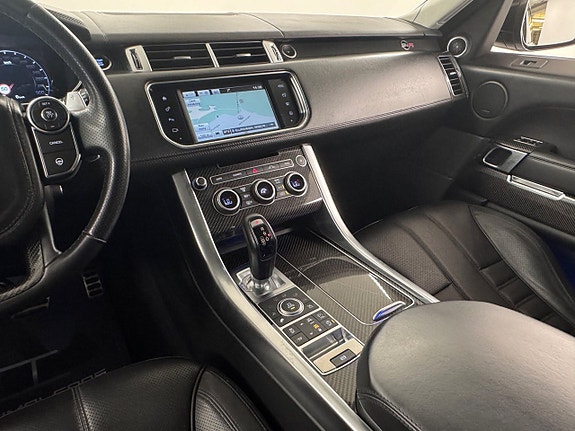 Land Rover Range Rover Sport 8 of 19