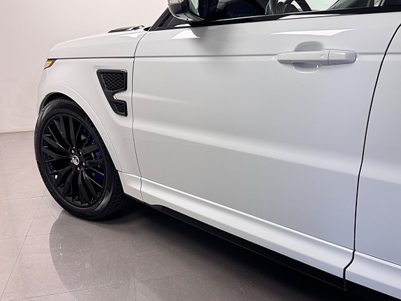 Land Rover Range Rover Sport 5 of 19