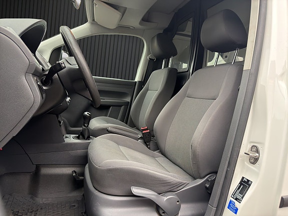 Volkswagen Caddy 10 of 16