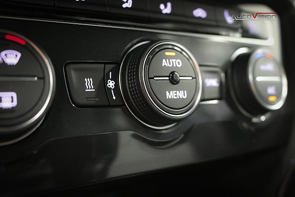 Volkswagen Tiguan Allspace 15 of 30