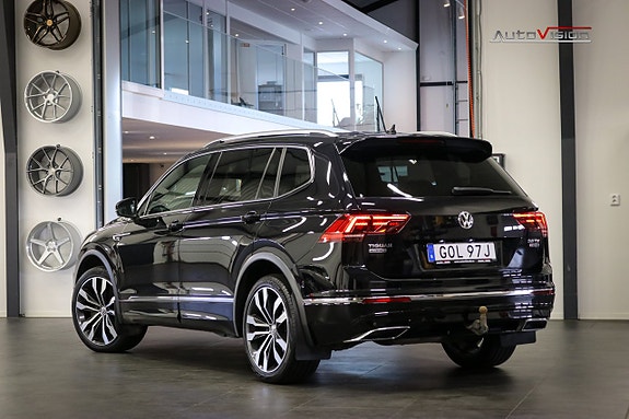 Volkswagen Tiguan Allspace 2 of 30