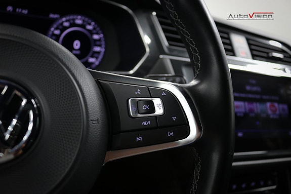 Volkswagen Tiguan Allspace 24 of 30