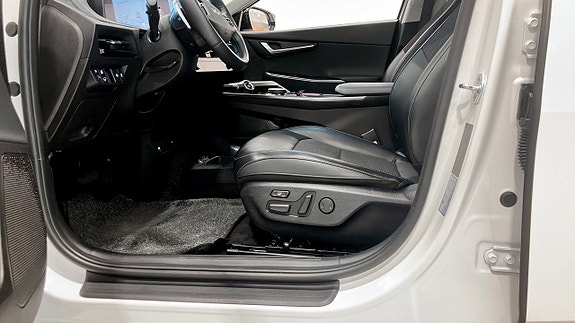 Kia EV6 16 of 17