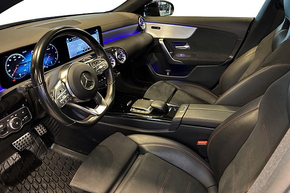 Mercedes-Benz CLA200 d 9 of 22