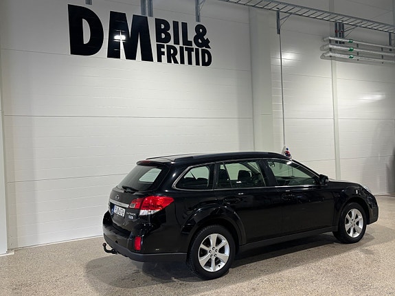 Subaru Outback 2 of 10