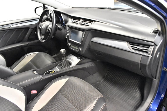 Toyota Avensis 14 of 17