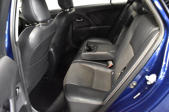 Toyota Avensis 10 of 17