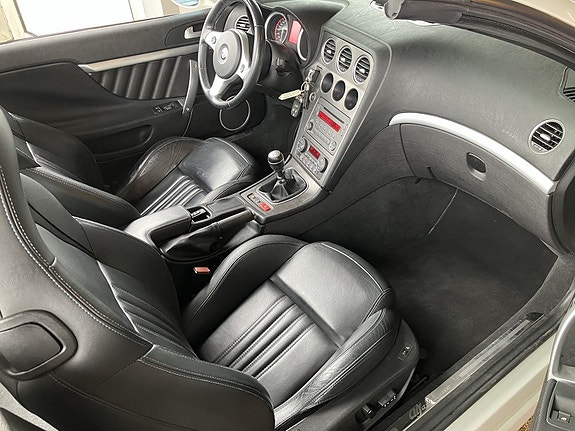 Alfa Romeo Spider 16 of 29