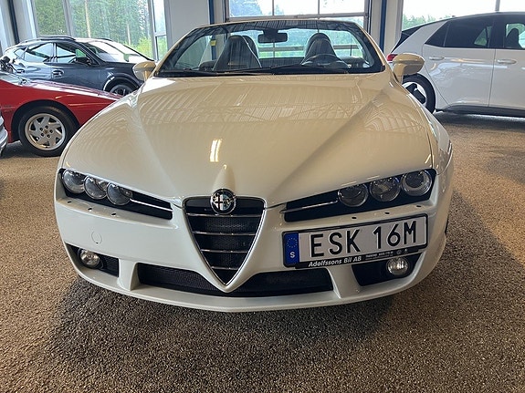 Alfa Romeo Spider 24 of 29