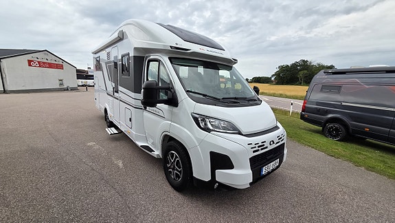 Adria Coral 670DL 7 of 21