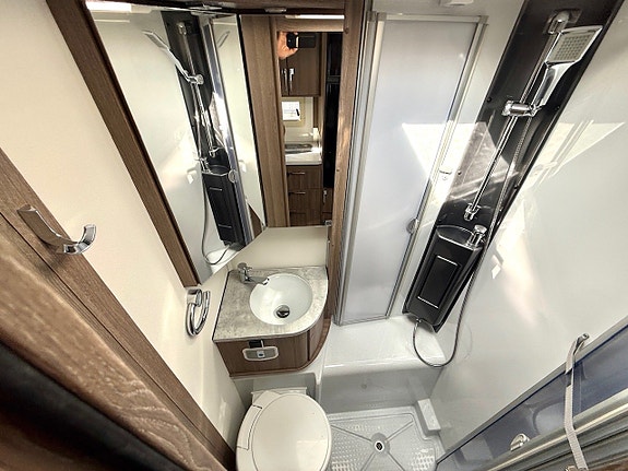 Kabe Travelmaster 740 LGB 11 of 19