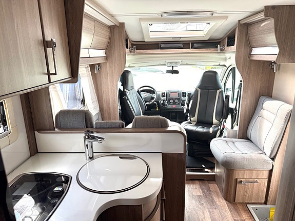 Kabe Travelmaster 740 LGB 14 of 19