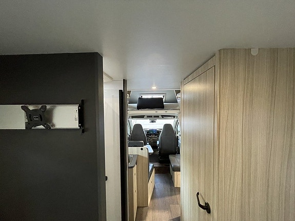 Sun Living A 75 SL Automat / 5-bältad / Solcell / 5 bäddar / 4998kr/månad 9 of 16