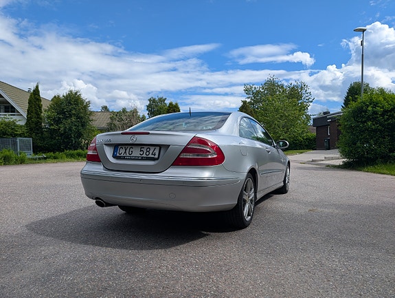 Mercedes-Benz CLK500 5 of 16