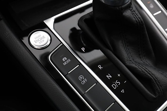 Volkswagen Passat Alltrack 30 of 30