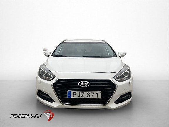 Hyundai i40 2 of 30