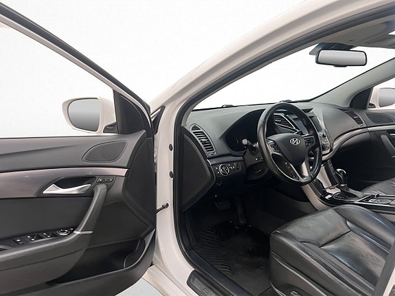 Hyundai i40 11 of 30