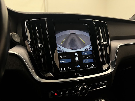 Volvo V60 Cross Country 16 of 30