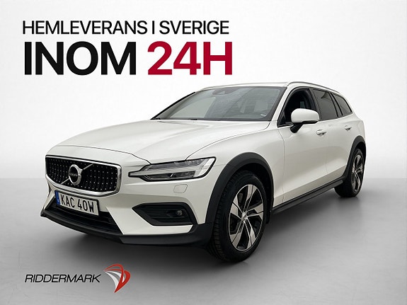 Volvo V60 Cross Country 3 of 30