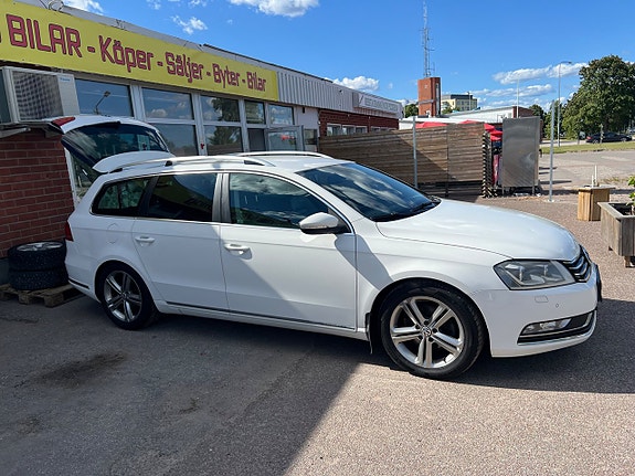 Volkswagen Passat 19 of 28