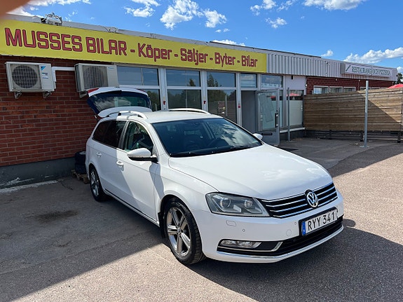Volkswagen Passat 18 of 28