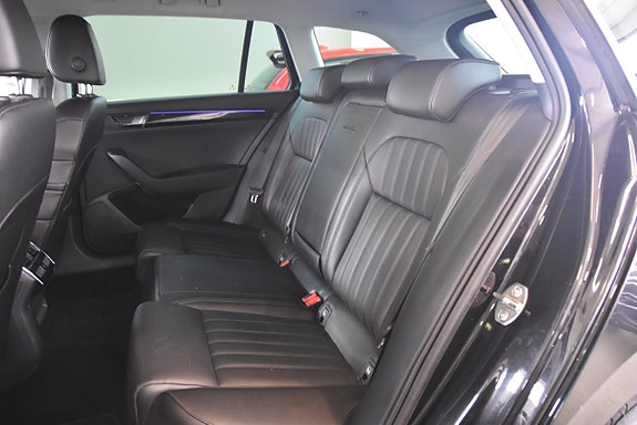 Skoda Superb 15 of 18
