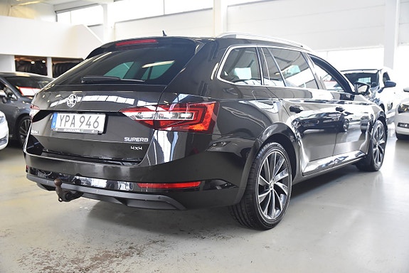 Skoda Superb 3 of 18
