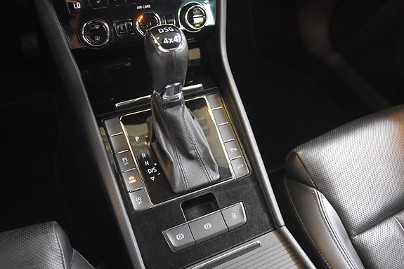 Skoda Superb 14 of 18