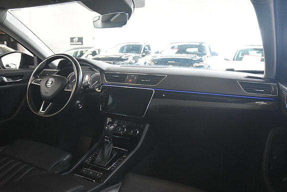 Skoda Superb 8 of 18