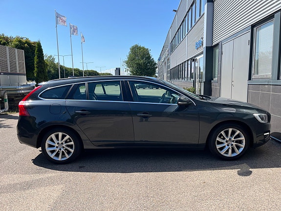 Volvo V60 27 of 27