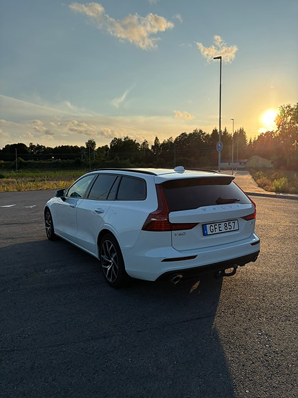 Volvo V60 5 of 11