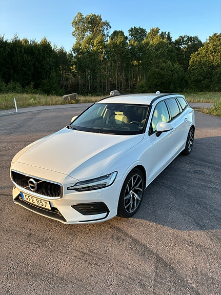 Volvo V60 3 of 11