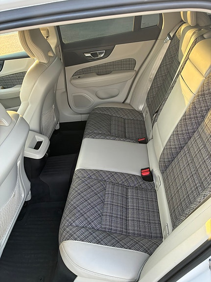 Volvo V60 9 of 11