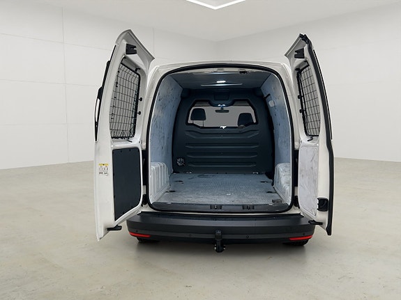 Volkswagen Caddy Maxi 12 of 29
