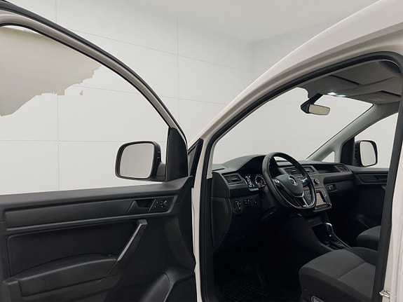 Volkswagen Caddy Maxi 16 of 29